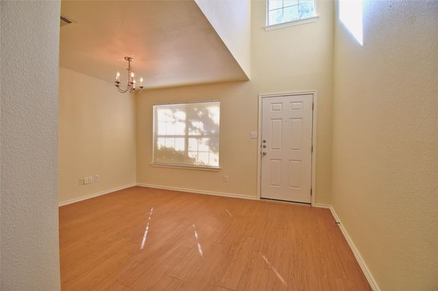 106 Phillips ST, Hutto, TX 78634