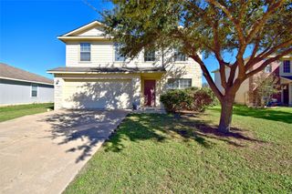106 Phillips ST, Hutto, TX 78634