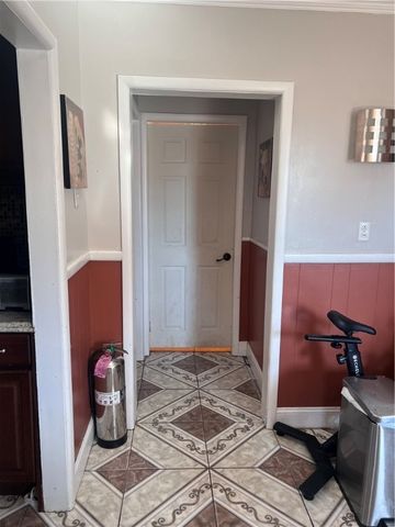 94 Garfield Avenue, Providence, RI 02908