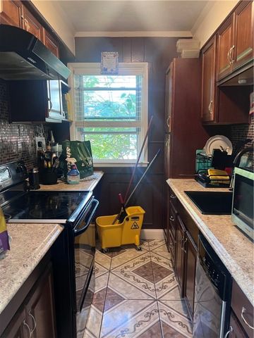 94 Garfield Avenue, Providence, RI 02908