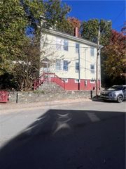 94 Garfield Avenue, Providence, RI 02908