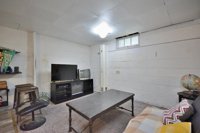 834 E Holt AVENUE, Milwaukee, WI 53207