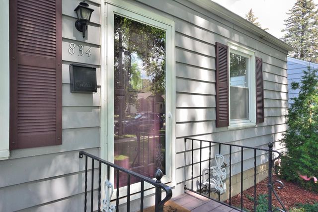 834 E Holt AVENUE, Milwaukee, WI 53207