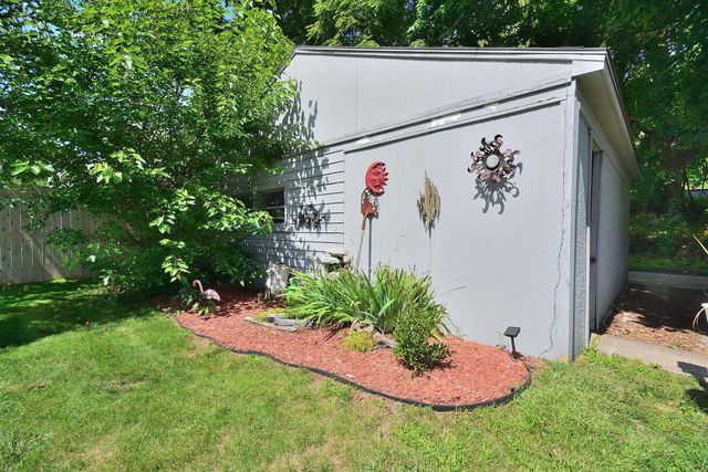 834 E Holt AVENUE, Milwaukee, WI 53207