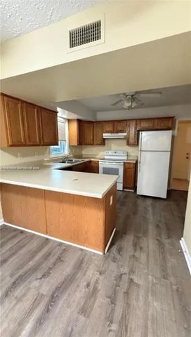 1604 SW 44th Avenue, Fort Lauderdale, FL 33317