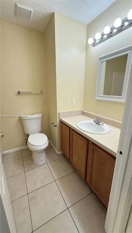 1604 SW 44th Avenue, Fort Lauderdale, FL 33317