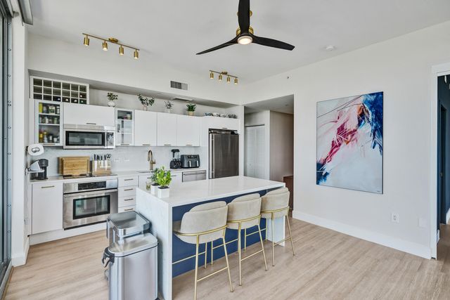 3470 E Coast Avenue H2704, Miami, FL 33137
