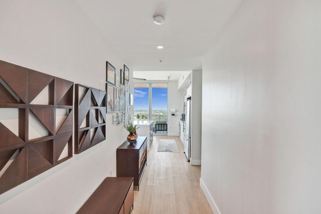 3470 E Coast Avenue H2704, Miami, FL 33137