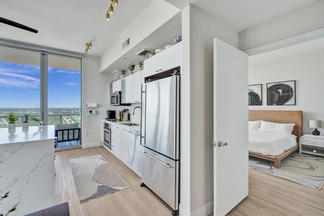 3470 E Coast Avenue H2704, Miami, FL 33137