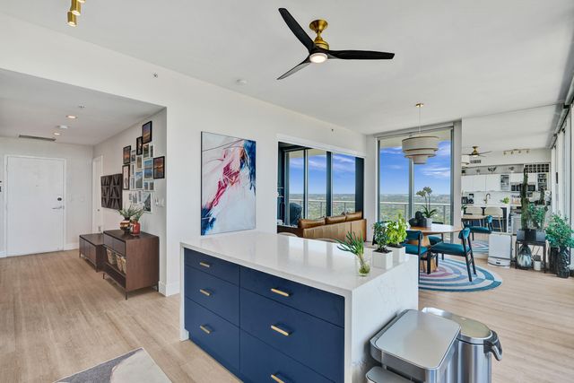 3470 E Coast Avenue H2704, Miami, FL 33137