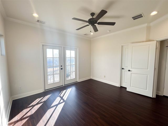 300 Brothers Boulevard, Red Oak, TX 75154