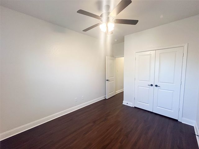 300 Brothers Boulevard, Red Oak, TX 75154