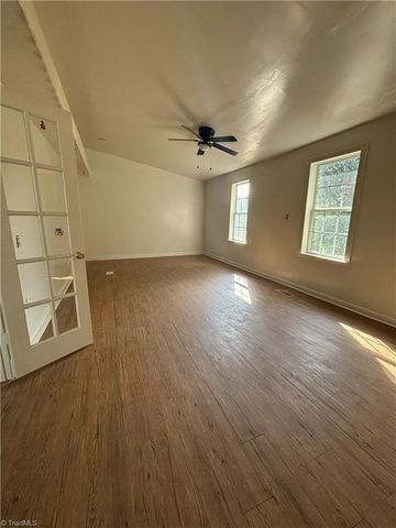 836 W Sprague Street, Winston-salem, NC 27127