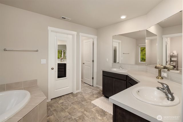 10715 32nd Street NE, Lake Stevens, WA 98258