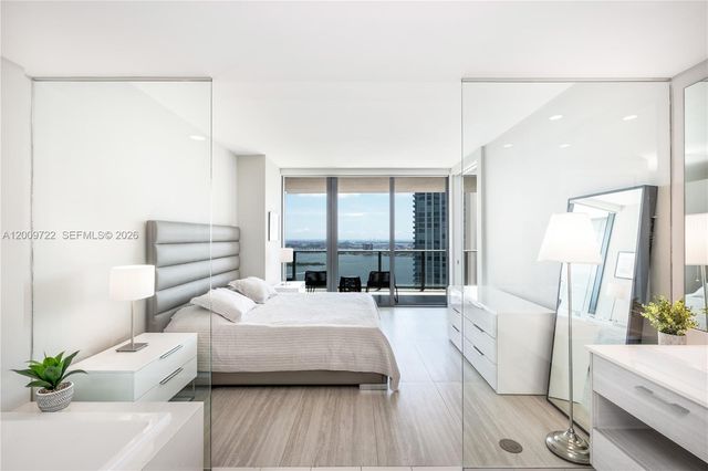 650 NE 32nd St 3903, Miami, FL 33137