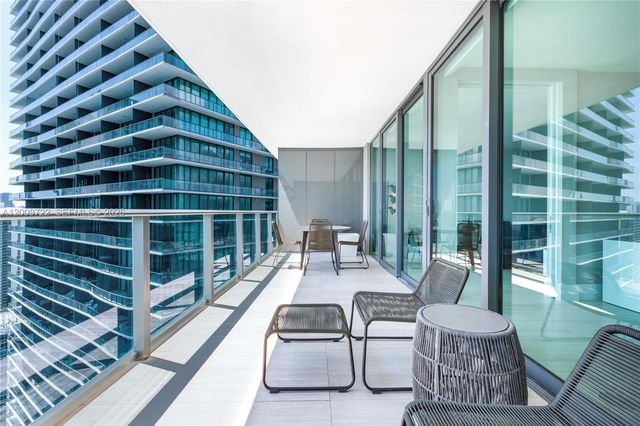 650 NE 32nd St 3903, Miami, FL 33137