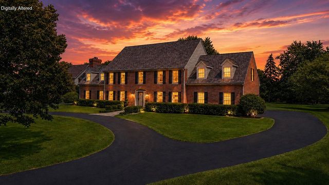10434 N Haddonstone PLACE, Mequon, WI 53092
