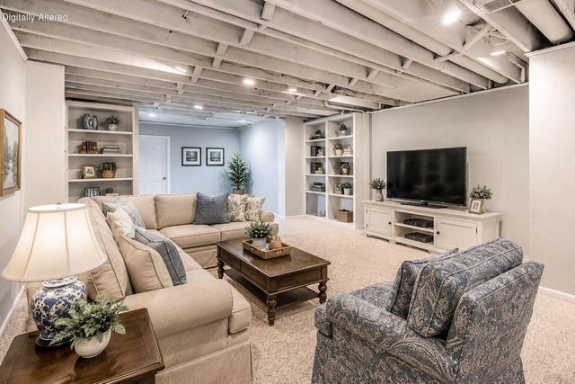 10434 N Haddonstone PLACE, Mequon, WI 53092