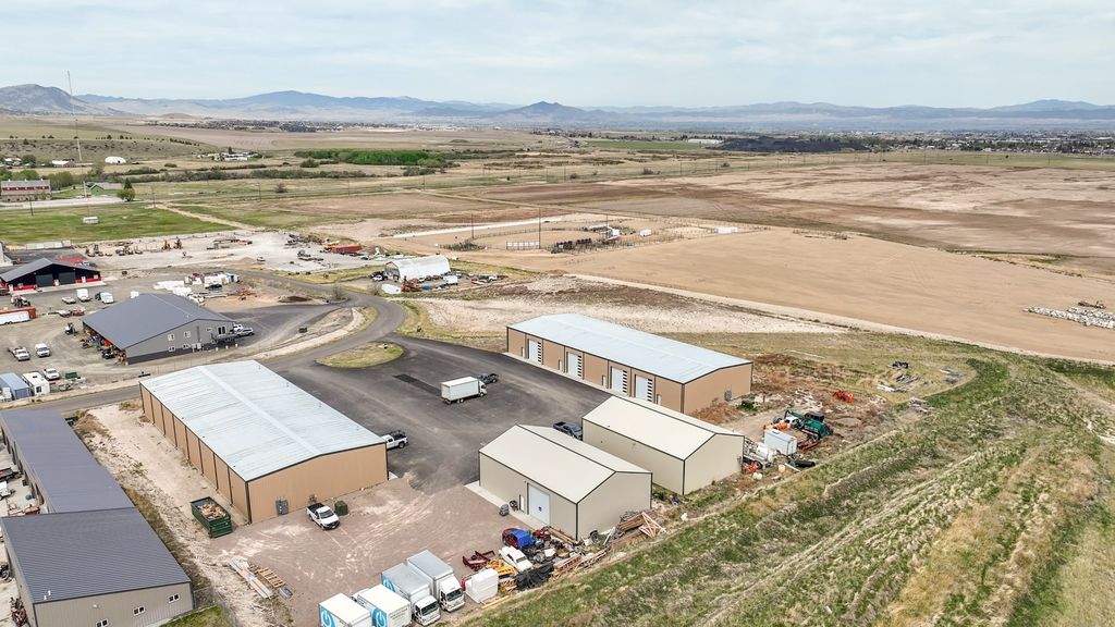 34 Industry Loop, East Helena, MT 59635 photo 8