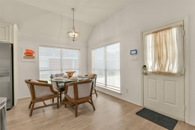3006 Autumn Hills Court, Friendswood, TX 77546