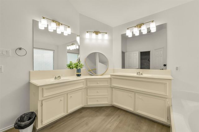 3006 Autumn Hills Court, Friendswood, TX 77546