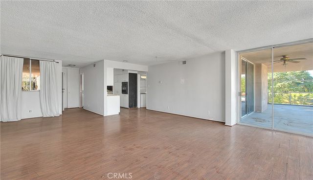 6979 Palm Court 346N, Riverside, CA 92506