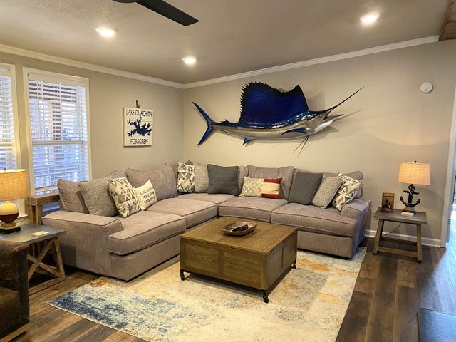 6 Crystal Drive, Mount Ida, AR 71957