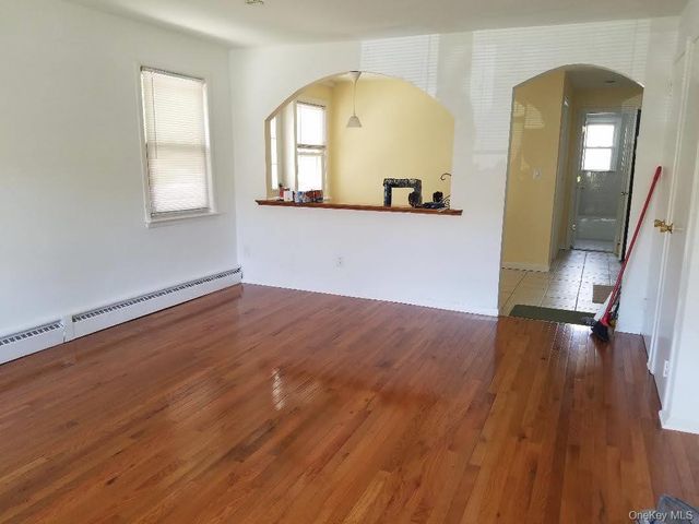 625 E Broadway 4, Long Beach, NY 11561