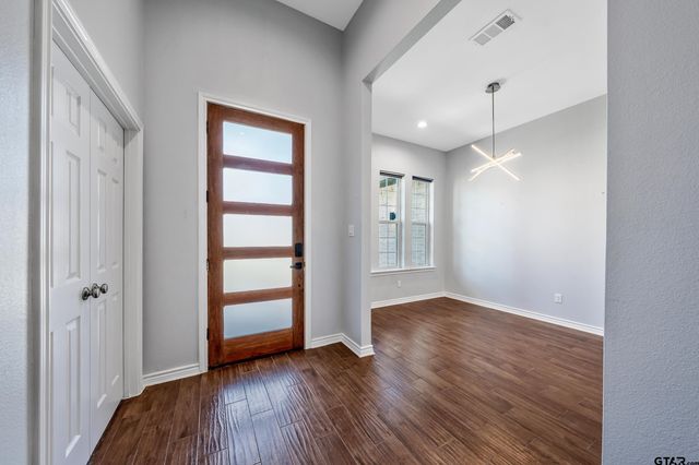 9143 Long Branch, Tyler, TX 75703