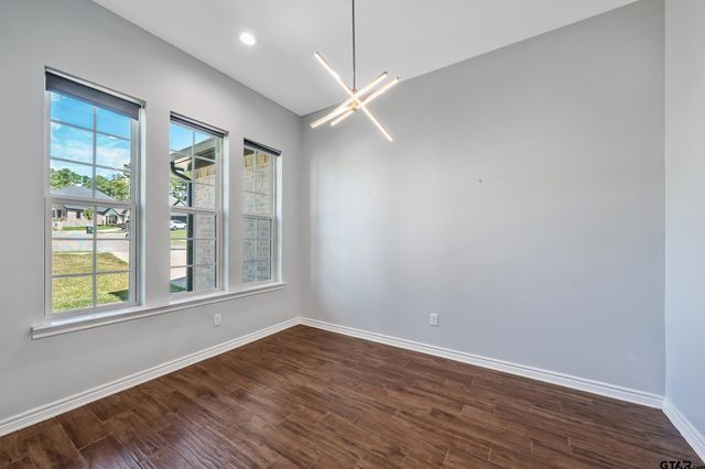 9143 Long Branch, Tyler, TX 75703