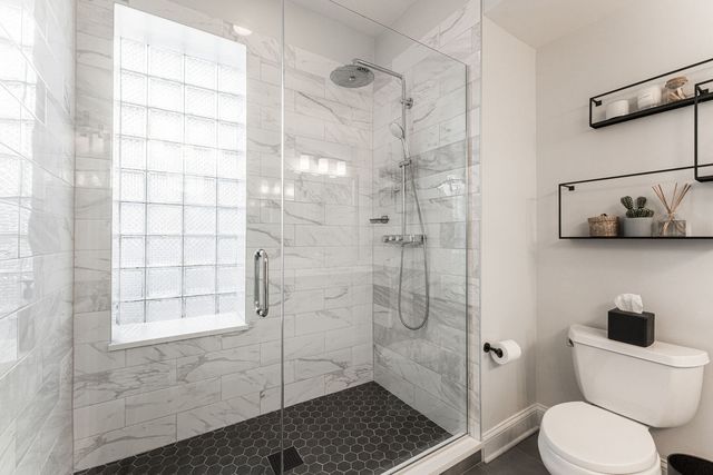 726 W Addison Street 3, Chicago, IL 60613