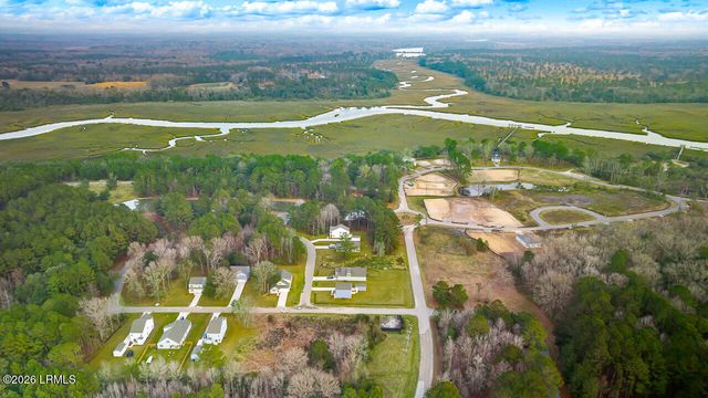 824 Castle Hill Drive, Yemassee, SC 29945