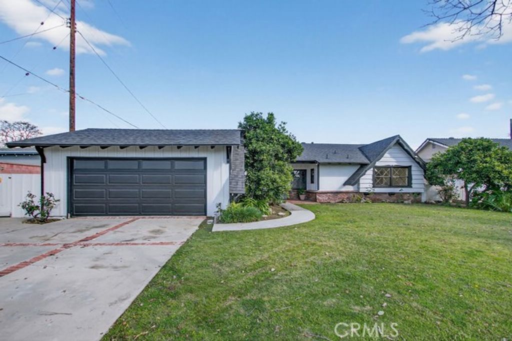 10904 1st Avenue, Whittier, CA 90603