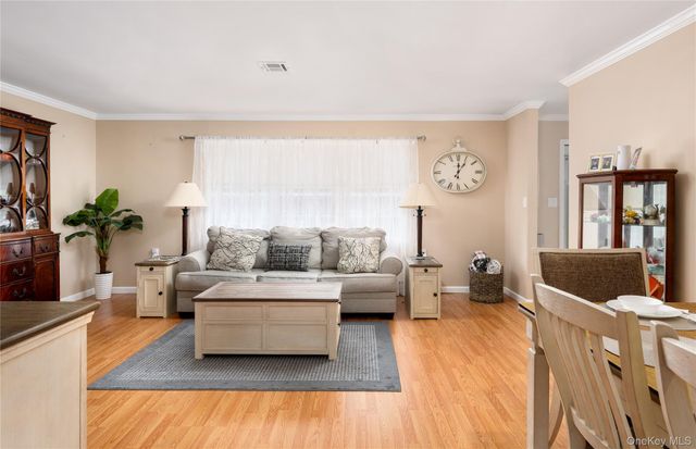 222 Blackpool Court B, Ridge, NY 11961