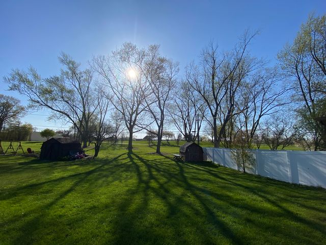 16 N Kenilworth Avenue, Mount Prospect, IL 60056