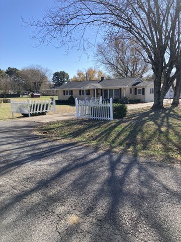 0 Oak St, E, Summertown, TN 38483