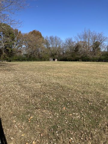 0 Oak St, E, Summertown, TN 38483