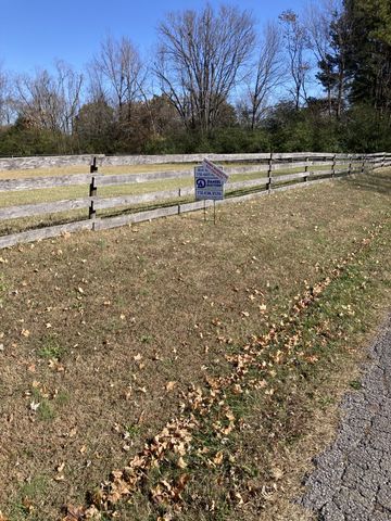 0 Oak St, E, Summertown, TN 38483