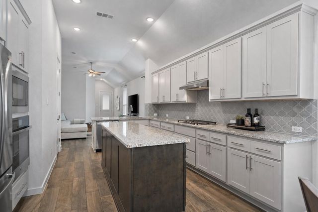 104 Arrowhead Mound RD, Georgetown, TX 78628