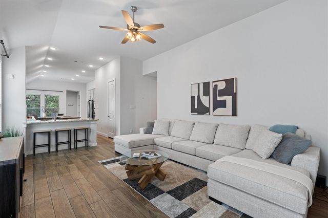 104 Arrowhead Mound RD, Georgetown, TX 78628