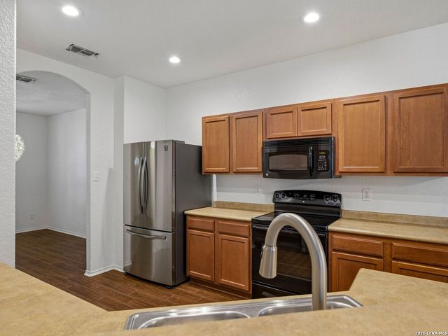 9558 Nueces Canyon, San Antonio, TX 78251