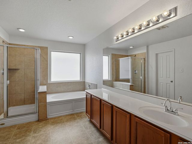 9558 Nueces Canyon, San Antonio, TX 78251