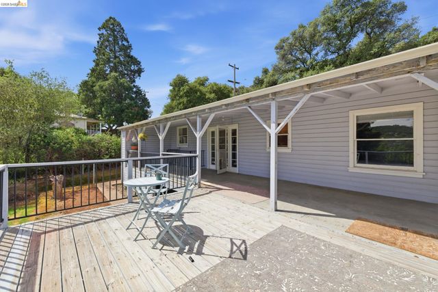 757 E Bald Mountain Rd, Sonora, CA 95370