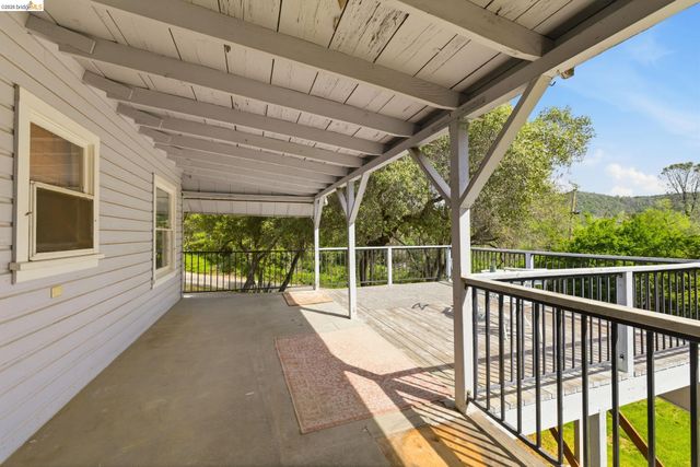 757 E Bald Mountain Rd, Sonora, CA 95370