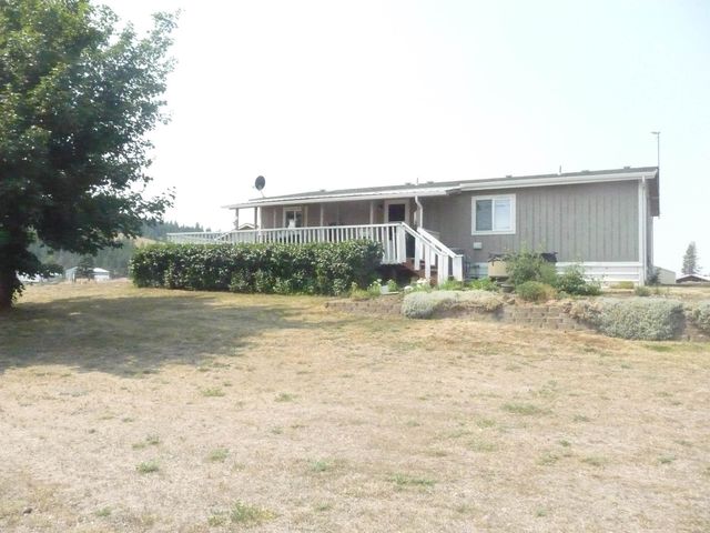 13724 W Medical Lakes 4 Lakes Rd, Four Lakes, WA 99004