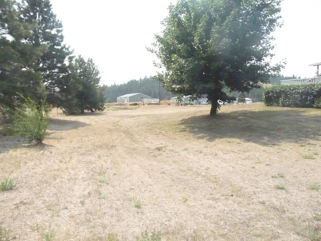 13724 W Medical Lakes 4 Lakes Rd, Four Lakes, WA 99004