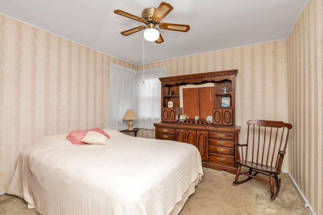 226 Lee Avenue, Hicksville, NY 11801