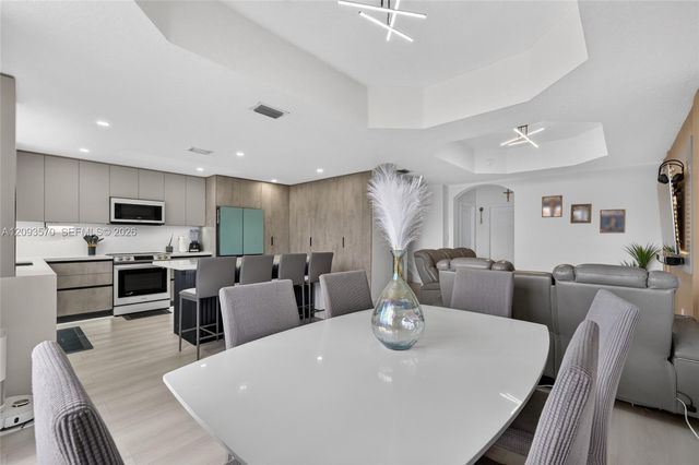 15266 SW 30th Terrace, Miami, FL 33185