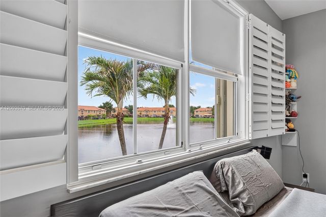 15266 SW 30th Terrace, Miami, FL 33185