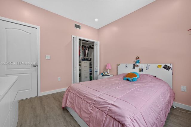 15266 SW 30th Terrace, Miami, FL 33185